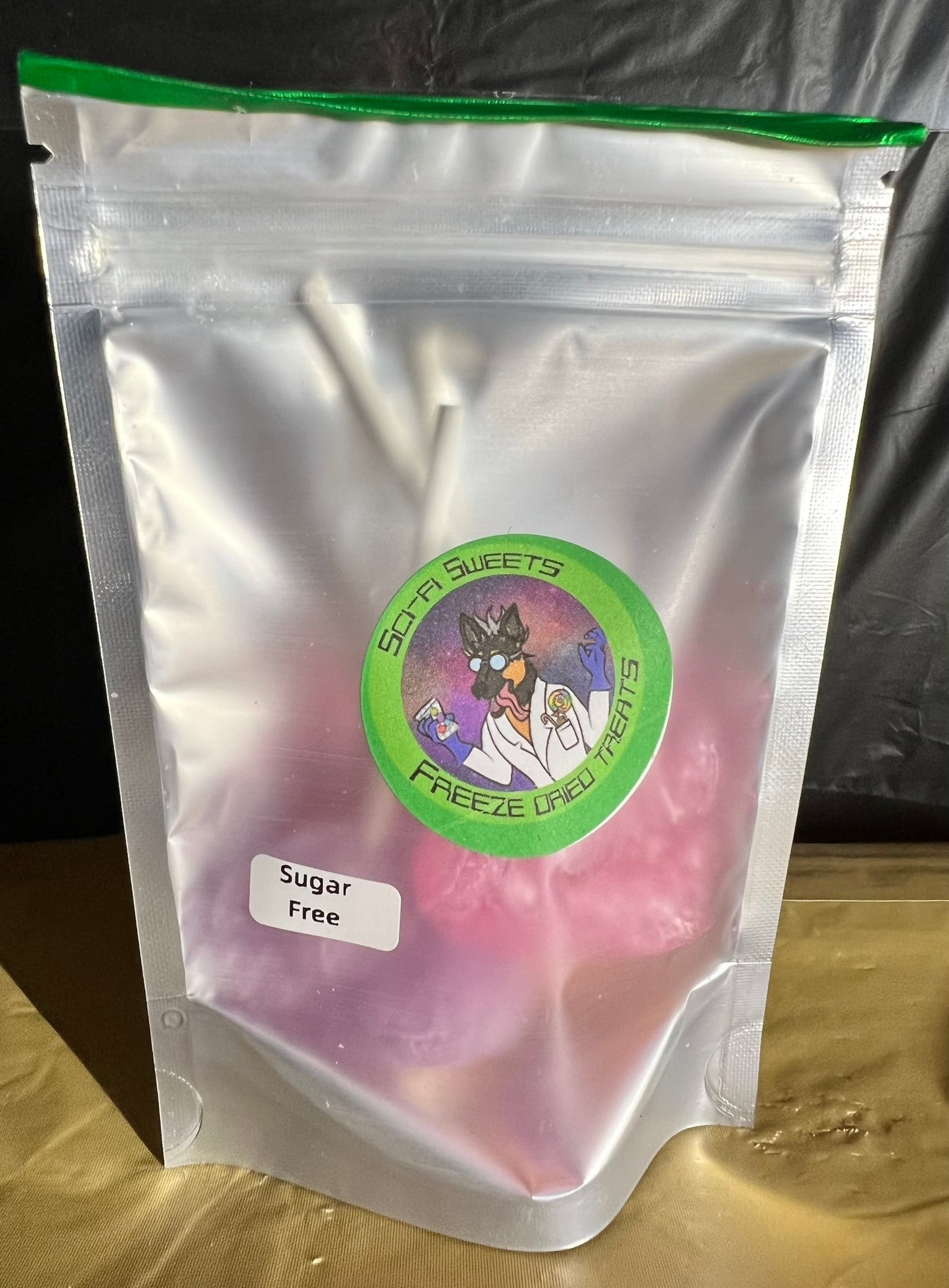 Sugar-Free Freeze-Dried Lollipops – Guilt-Free, Crunchy Candy Treat